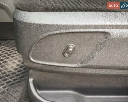 Сірий Форд Focus C-Max, об'ємом двигуна 1.75 л та пробігом 350 тис. км за 5200 $, фото 7 на Automoto.ua
