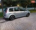 Серый Форд Focus C-Max, объемом двигателя 2 л и пробегом 217 тыс. км за 5150 $, фото 1 на Automoto.ua