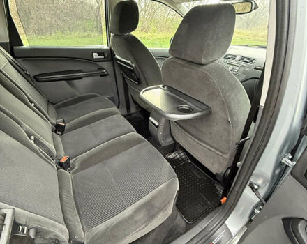 Серый Форд Focus C-Max, объемом двигателя 1.8 л и пробегом 118 тыс. км за 4800 $, фото 25 на Automoto.ua