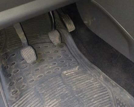 Серый Форд Focus C-Max, объемом двигателя 1.6 л и пробегом 223 тыс. км за 5300 $, фото 3 на Automoto.ua