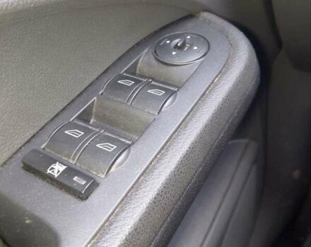 Серый Форд Focus C-Max, объемом двигателя 1.6 л и пробегом 223 тыс. км за 5300 $, фото 4 на Automoto.ua