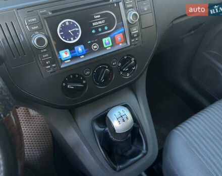 Серый Форд Focus C-Max, объемом двигателя 1.6 л и пробегом 247 тыс. км за 5500 $, фото 17 на Automoto.ua