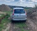 Серый Форд Focus C-Max, объемом двигателя 2 л и пробегом 250 тыс. км за 4000 $, фото 2 на Automoto.ua