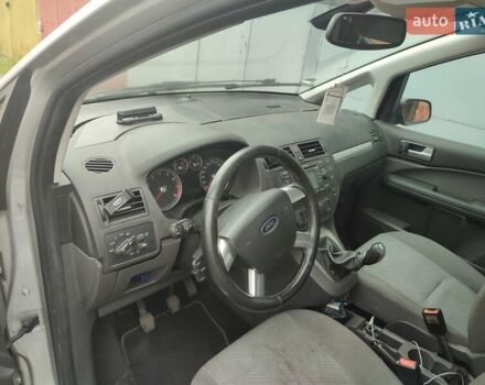 Серый Форд Focus C-Max, объемом двигателя 1.8 л и пробегом 245 тыс. км за 4300 $, фото 2 на Automoto.ua
