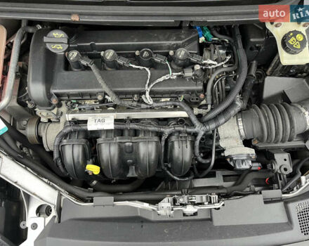 Серый Форд Focus C-Max, объемом двигателя 1.8 л и пробегом 249 тыс. км за 5600 $, фото 36 на Automoto.ua