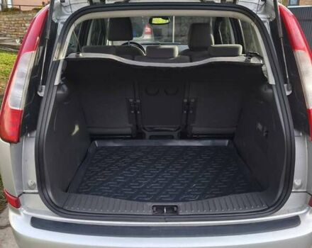 Серый Форд Focus C-Max, объемом двигателя 1.8 л и пробегом 205 тыс. км за 5700 $, фото 4 на Automoto.ua