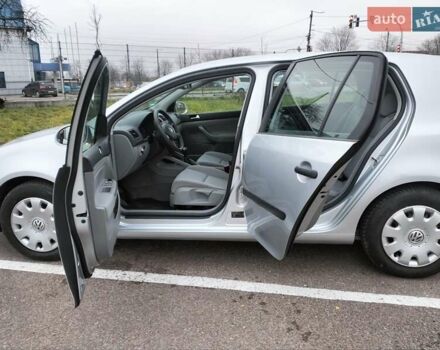 Серый Форд Focus C-Max, объемом двигателя 1.6 л и пробегом 168 тыс. км за 5800 $, фото 13 на Automoto.ua