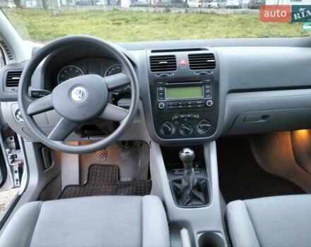 Серый Форд Focus C-Max, объемом двигателя 1.6 л и пробегом 168 тыс. км за 5800 $, фото 11 на Automoto.ua