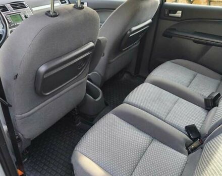 Серый Форд Focus C-Max, объемом двигателя 1.8 л и пробегом 205 тыс. км за 5700 $, фото 2 на Automoto.ua