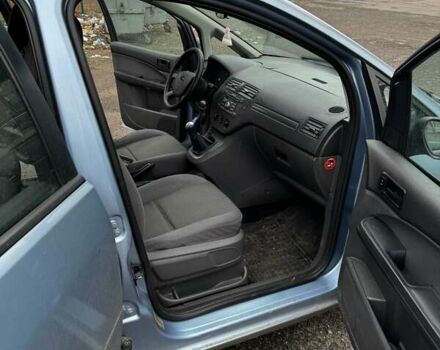 Сірий Форд Focus C-Max, об'ємом двигуна 1.6 л та пробігом 262 тис. км за 3749 $, фото 3 на Automoto.ua