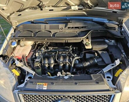 Сірий Форд Focus C-Max, об'ємом двигуна 1.6 л та пробігом 187 тис. км за 5100 $, фото 18 на Automoto.ua