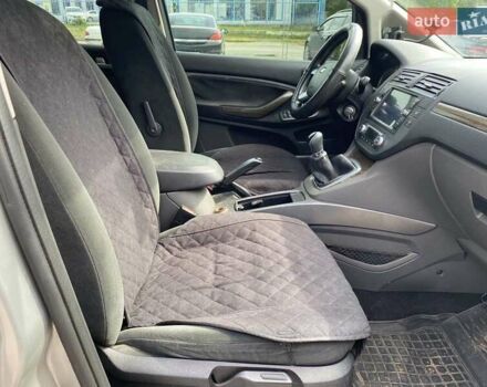 Сірий Форд Focus C-Max, об'ємом двигуна 1.75 л та пробігом 275 тис. км за 6900 $, фото 12 на Automoto.ua