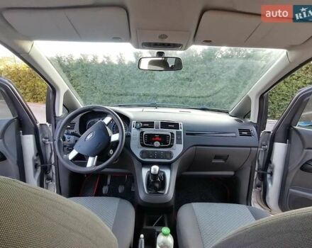 Серый Форд Focus C-Max, объемом двигателя 1.8 л и пробегом 200 тыс. км за 5400 $, фото 4 на Automoto.ua