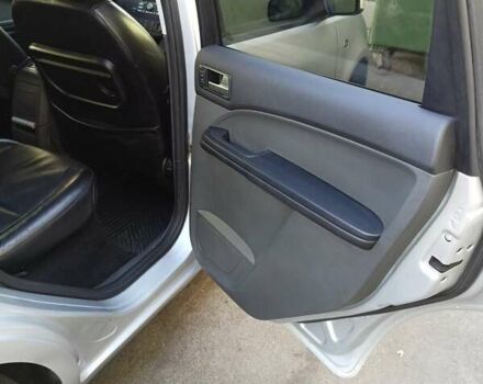 Форд Focus C-Max 2007 у Одесі на Automoto.ua Сірий Форд Focus C-Max, об'ємом двигуна 2 л та пробігом 256 тис. км за 4800 $, фото 21 на Automoto.ua