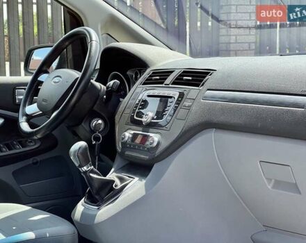 Сірий Форд Focus C-Max, об'ємом двигуна 1.6 л та пробігом 190 тис. км за 6200 $, фото 13 на Automoto.ua