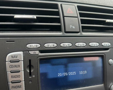 Сірий Форд Focus C-Max, об'ємом двигуна 1.8 л та пробігом 233 тис. км за 6250 $, фото 28 на Automoto.ua