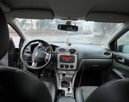 Сірий Форд Focus C-Max, об'ємом двигуна 1.6 л та пробігом 263 тис. км за 5500 $, фото 19 на Automoto.ua