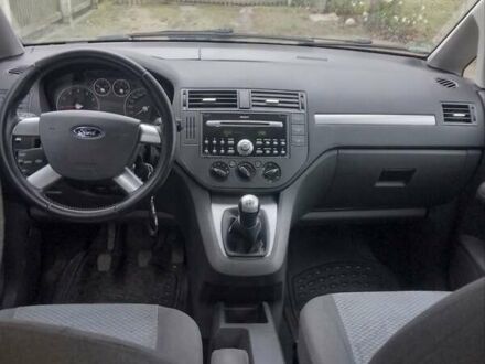 Серый Форд Focus C-Max, объемом двигателя 1.6 л и пробегом 223 тыс. км за 5300 $, фото 1 на Automoto.ua