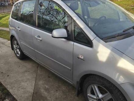 Серый Форд Focus C-Max, объемом двигателя 1.8 л и пробегом 205 тыс. км за 5700 $, фото 1 на Automoto.ua