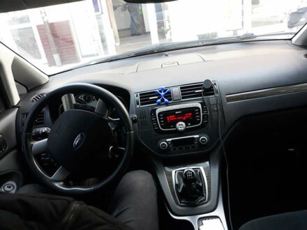Серый Форд Focus C-Max, объемом двигателя 1.75 л и пробегом 236 тыс. км за 4500 $, фото 1 на Automoto.ua