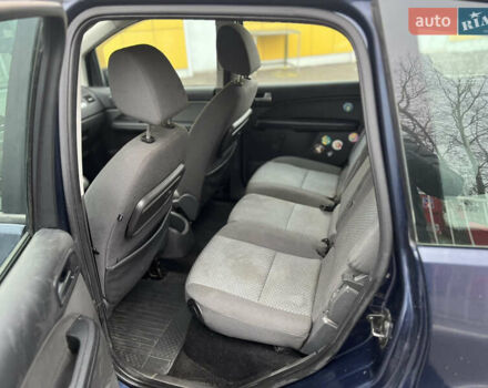 Синий Форд Focus C-Max, объемом двигателя 1.8 л и пробегом 200 тыс. км за 2950 $, фото 8 на Automoto.ua