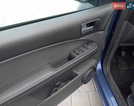 Форд Focus C-Max 2005 в Черкассах на Automoto.ua Синий Форд Focus C-Max, объемом двигателя 0 л и пробегом 177 тыс. км за 5150 $, фото 21 на Automoto.ua