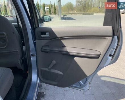 Синій Форд Focus C-Max, об'ємом двигуна 1.8 л та пробігом 250 тис. км за 3999 $, фото 17 на Automoto.ua