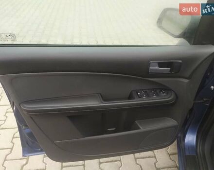 Синий Форд Focus C-Max, объемом двигателя 1.6 л и пробегом 272 тыс. км за 4800 $, фото 14 на Automoto.ua