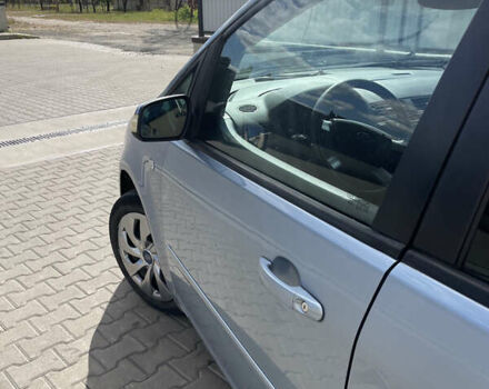 Синий Форд Focus C-Max, объемом двигателя 2 л и пробегом 297 тыс. км за 3499 $, фото 5 на Automoto.ua