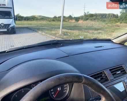 Синій Форд Focus C-Max, об'ємом двигуна 2 л та пробігом 365 тис. км за 4500 $, фото 5 на Automoto.ua