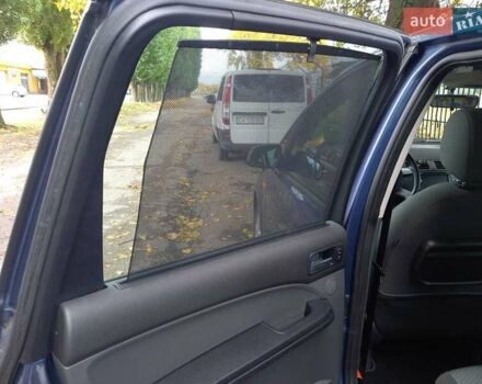 Форд Focus C-Max 2005 в Черкассах на Automoto.ua Синий Форд Focus C-Max, объемом двигателя 0 л и пробегом 177 тыс. км за 5150 $, фото 32 на Automoto.ua