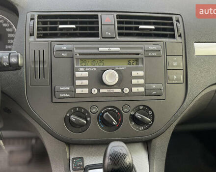 Форд Focus C-Max 2006 у Мукачеве на Automoto.ua Синій Форд Focus C-Max, об'ємом двигуна 1.8 л та пробігом 198 тис. км за 5200 $, фото 7 на Automoto.ua