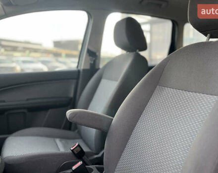 Форд Focus C-Max 2006 у Мукачеве на Automoto.ua Синій Форд Focus C-Max, об'ємом двигуна 1.8 л та пробігом 198 тис. км за 5200 $, фото 13 на Automoto.ua