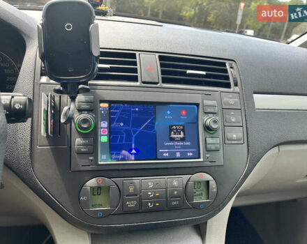 Синий Форд Focus C-Max, объемом двигателя 1.6 л и пробегом 157 тыс. км за 6300 $, фото 13 на Automoto.ua