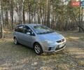 Синий Форд Focus C-Max, объемом двигателя 1.6 л и пробегом 263 тыс. км за 5000 $, фото 3 на Automoto.ua