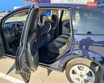 Синий Форд Focus C-Max, объемом двигателя 1.8 л и пробегом 198 тыс. км за 5850 $, фото 10 на Automoto.ua