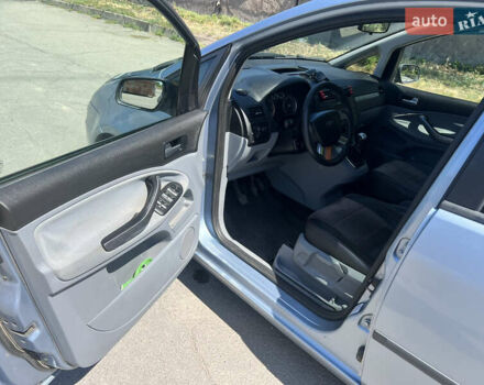 Синій Форд Focus C-Max, об'ємом двигуна 1.56 л та пробігом 230 тис. км за 4500 $, фото 7 на Automoto.ua