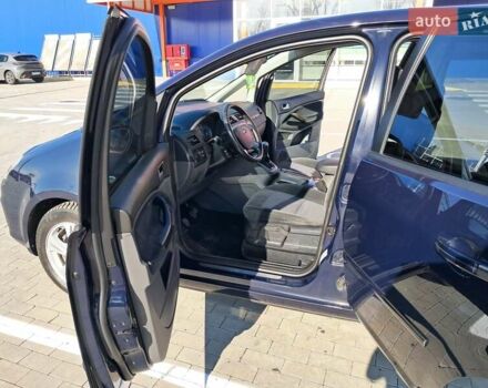 Синий Форд Focus C-Max, объемом двигателя 1.8 л и пробегом 198 тыс. км за 5850 $, фото 4 на Automoto.ua