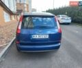 Синий Форд Focus C-Max, объемом двигателя 1.6 л и пробегом 320 тыс. км за 4500 $, фото 1 на Automoto.ua