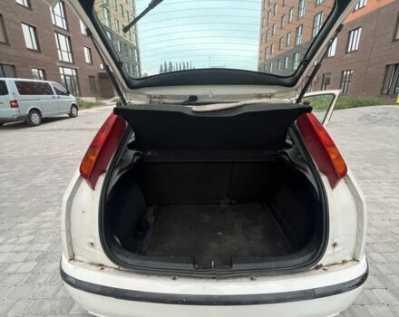 Белый Форд Фокус, объемом двигателя 1.8 л и пробегом 777 тыс. км за 1850 $, фото 5 на Automoto.ua