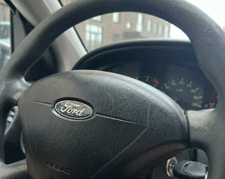 Белый Форд Фокус, объемом двигателя 1.8 л и пробегом 370 тыс. км за 1800 $, фото 11 на Automoto.ua