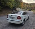 Белый Форд Фокус, объемом двигателя 1.6 л и пробегом 298 тыс. км за 3410 $, фото 1 на Automoto.ua