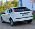 Білий Форд Фокус, об'ємом двигуна 1.6 л та пробігом 319 тис. км за 3800 $, фото 4 на Automoto.ua