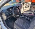 Белый Форд Фокус, объемом двигателя 1.6 л и пробегом 201 тыс. км за 5000 $, фото 5 на Automoto.ua