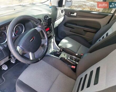 Білий Форд Фокус, об'ємом двигуна 1.8 л та пробігом 298 тис. км за 6000 $, фото 10 на Automoto.ua