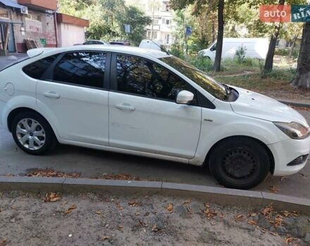 Білий Форд Фокус, об'ємом двигуна 1.8 л та пробігом 298 тис. км за 6000 $, фото 9 на Automoto.ua