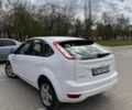 Белый Форд Фокус, объемом двигателя 1.6 л и пробегом 201 тыс. км за 5000 $, фото 1 на Automoto.ua