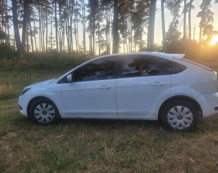 Белый Форд Фокус, объемом двигателя 1.8 л и пробегом 280 тыс. км за 4400 $, фото 5 на Automoto.ua