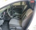 Білий Форд Фокус, об'ємом двигуна 1.8 л та пробігом 298 тис. км за 6000 $, фото 2 на Automoto.ua