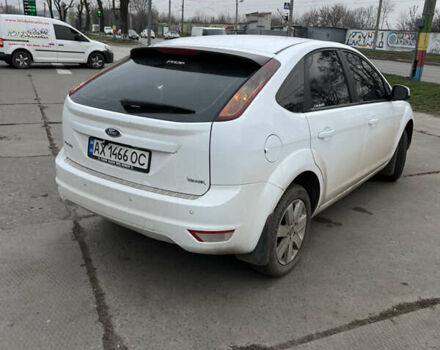 Білий Форд Фокус, об'ємом двигуна 1.6 л та пробігом 171 тис. км за 5800 $, фото 2 на Automoto.ua